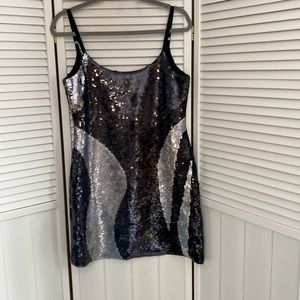 Le château dress in new condition